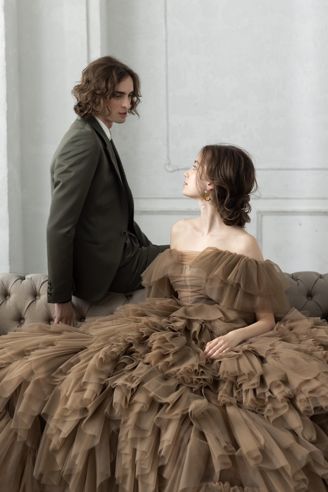 あやか　ウェディング用衣装 INTD10851-300x300.jpg