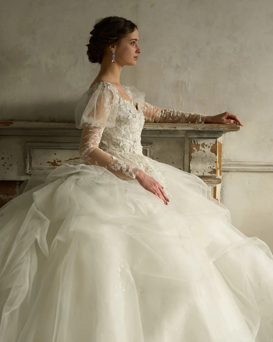 【KEYUCA】最終値下げ⭐︎元値20万円！高級ウェディングドレスの光沢！ 世界中から最注目のブランドが集結！ シネマチックな夢ドレス